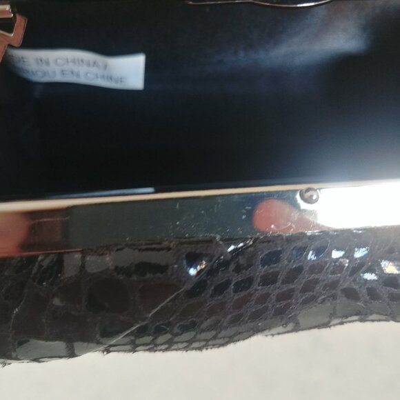 Hard Shell black snakeskin leather look clutch bag silver chain - Picture 11 of 12